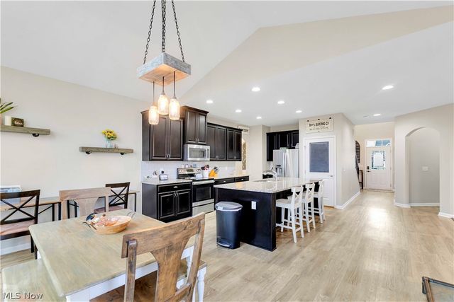 3147 Fairview Drive, Avon, OH 44011