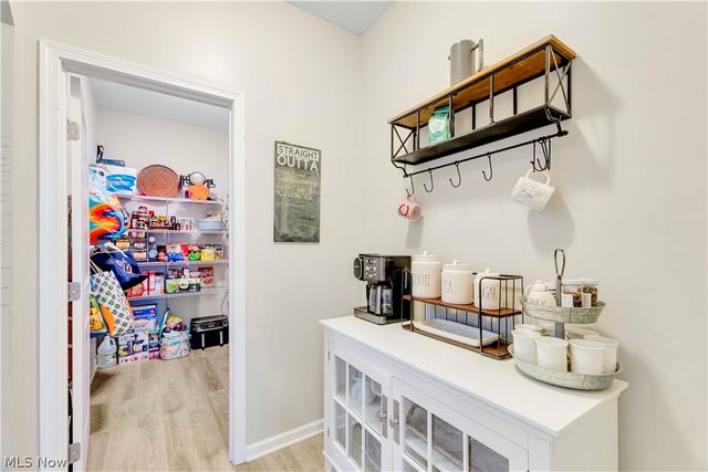 3147 Fairview Drive, Avon, OH 44011