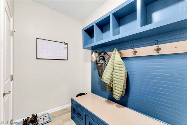 3147 Fairview Drive, Avon, OH 44011