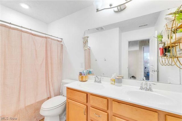 3147 Fairview Drive, Avon, OH 44011