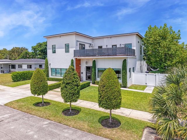 1025 NE 170th Ter, Miami, FL 33162