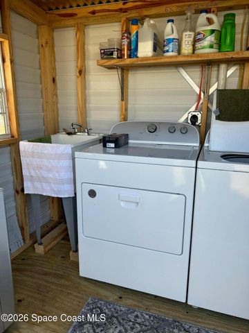 1915 S Park Avenue S, Melbourne, FL 32901