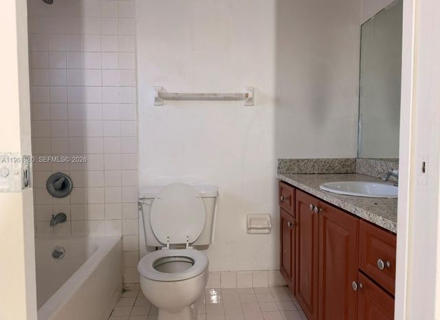 7880 W 29th Way 201, Hialeah, FL 33018