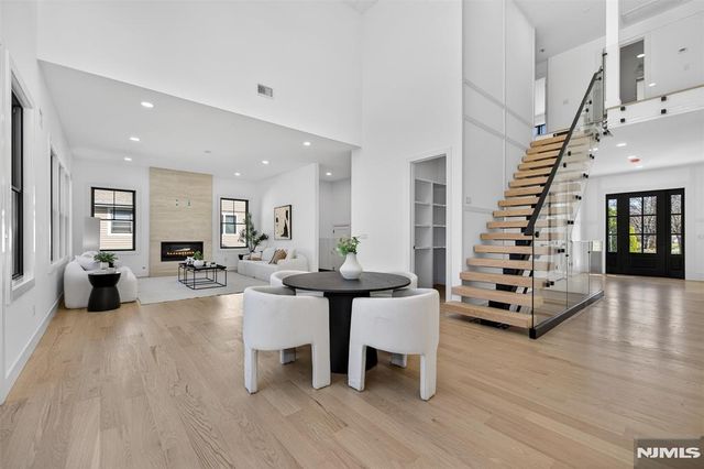 274 Cornwall Road, Glen Rock, NJ 07452