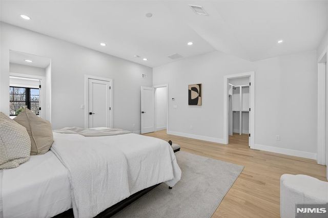 274 Cornwall Road, Glen Rock, NJ 07452