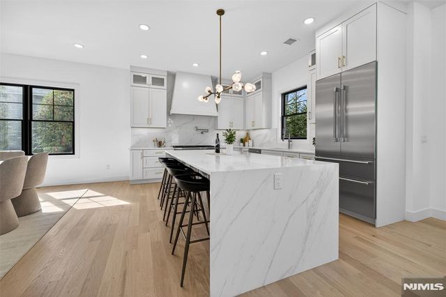 274 Cornwall Road, Glen Rock, NJ 07452