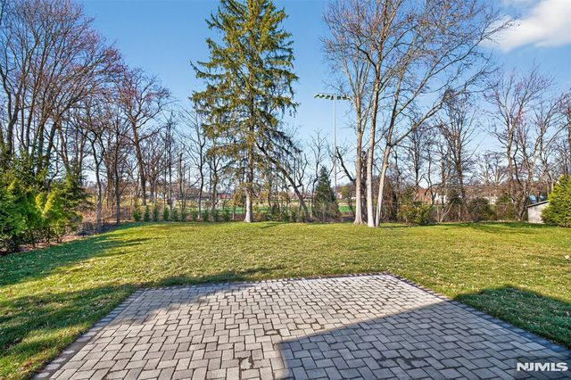 274 Cornwall Road, Glen Rock, NJ 07452