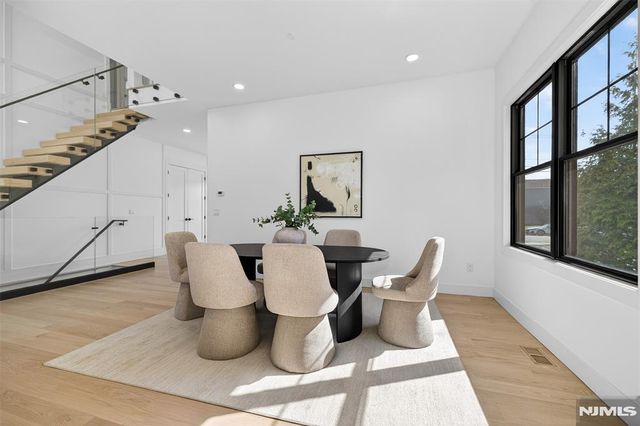 274 Cornwall Road, Glen Rock, NJ 07452