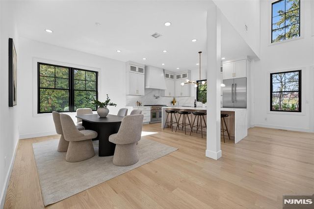 274 Cornwall Road, Glen Rock, NJ 07452