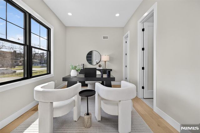 274 Cornwall Road, Glen Rock, NJ 07452