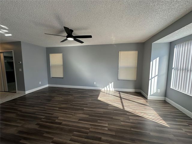 7846 SNOWBERRY CIRCLE, Orlando, FL 32819