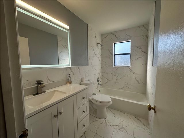 7846 SNOWBERRY CIRCLE, Orlando, FL 32819