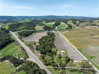 2925 Oakdale Road, Paso Robles, CA 93446