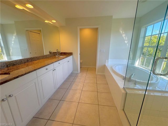 10650 Ragsdale ST, Bonita Springs, FL 34135