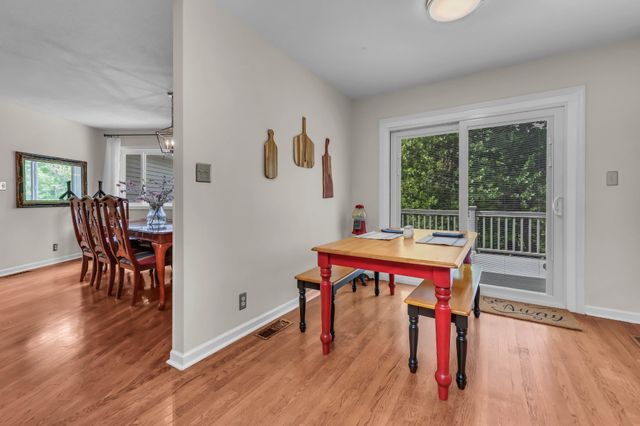 2100 Bearden Rd, Clarksville, TN 37043