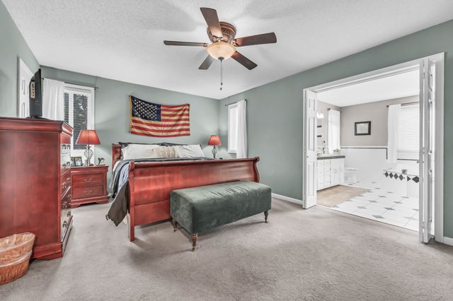 2100 Bearden Rd, Clarksville, TN 37043