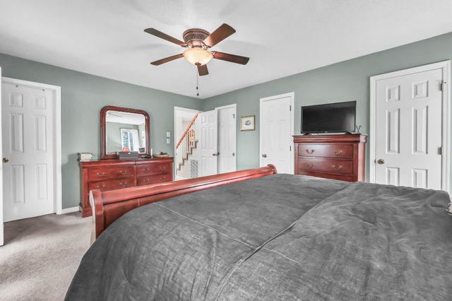 2100 Bearden Rd, Clarksville, TN 37043