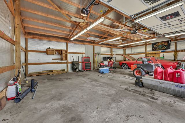 2100 Bearden Rd, Clarksville, TN 37043