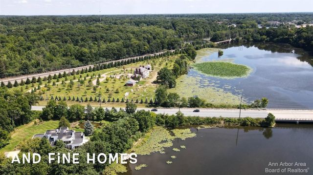 6111 Indian Hills Drive, Ypsilanti, MI 48198
