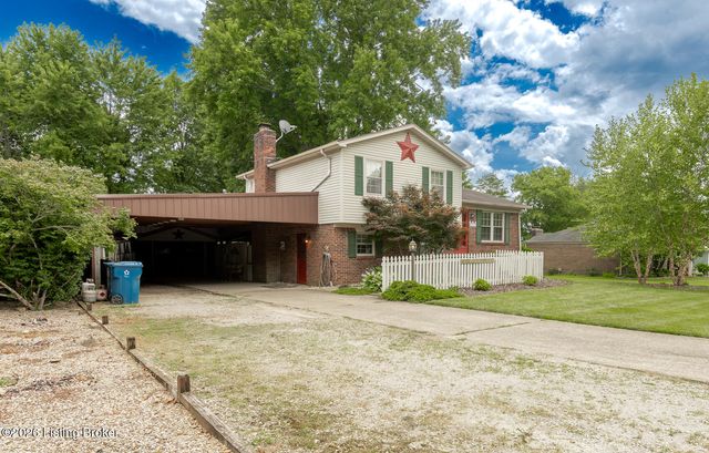 6522 Dunnlea Dr, Pewee Valley, KY 40056
