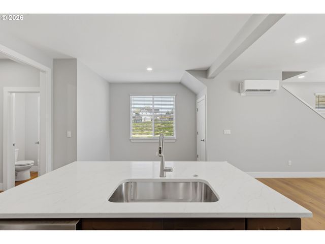 4003 Sw ROYAL Ave, Gresham, OR 97080