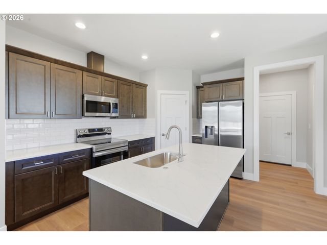 4003 Sw ROYAL Ave, Gresham, OR 97080