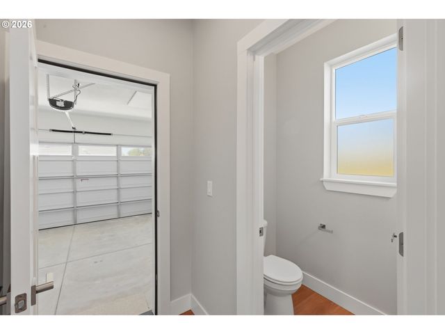 4003 Sw ROYAL Ave, Gresham, OR 97080