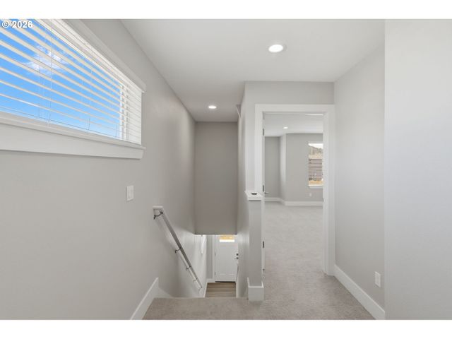 4003 Sw ROYAL Ave, Gresham, OR 97080