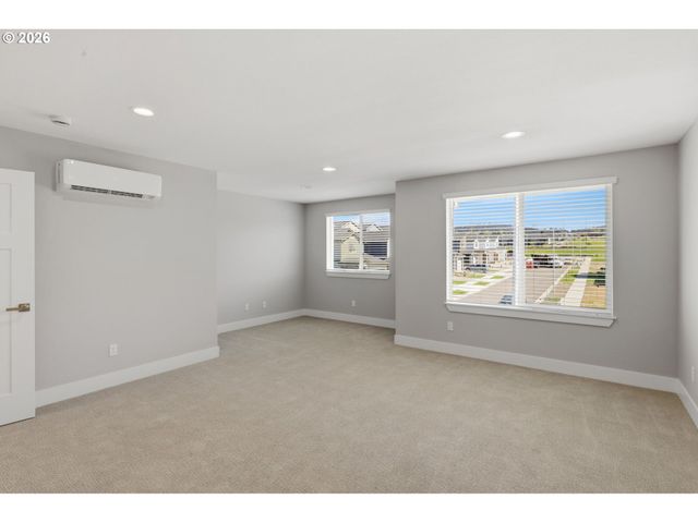 4003 Sw ROYAL Ave, Gresham, OR 97080