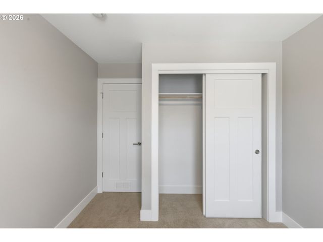 4003 Sw ROYAL Ave, Gresham, OR 97080