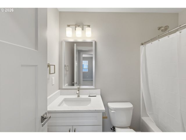 4003 Sw ROYAL Ave, Gresham, OR 97080