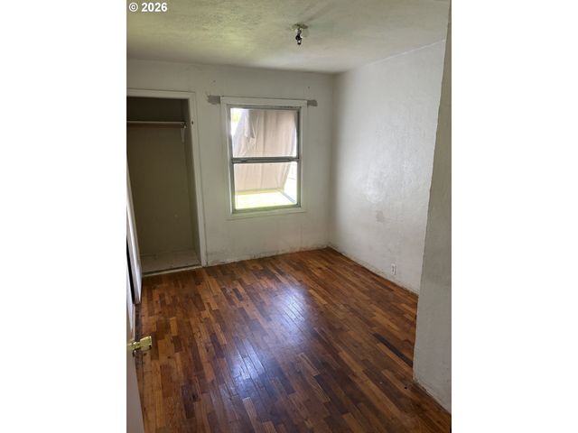 740 14TH St, Springfield, OR 97477