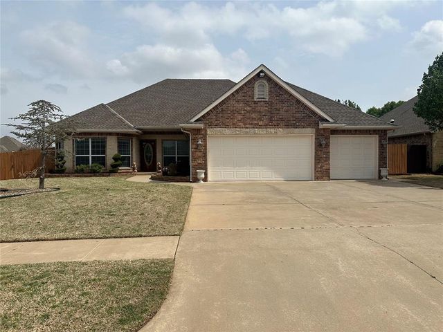 11824 Bellhurst Avenue, Oklahoma City, OK 73162