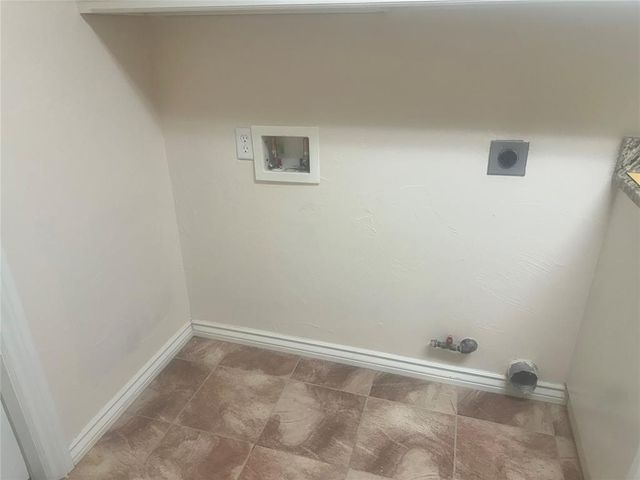 11824 Bellhurst Avenue, Oklahoma City, OK 73162