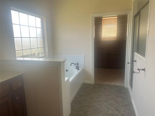 11824 Bellhurst Avenue, Oklahoma City, OK 73162