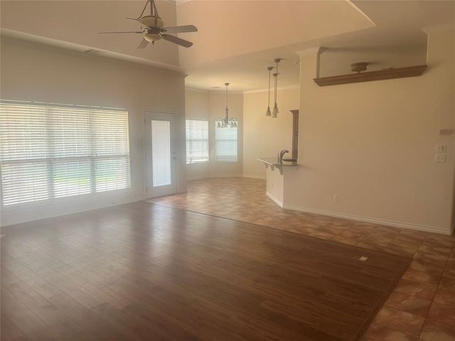 11824 Bellhurst Avenue, Oklahoma City, OK 73162