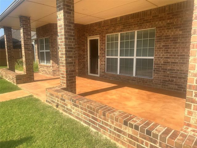 11824 Bellhurst Avenue, Oklahoma City, OK 73162