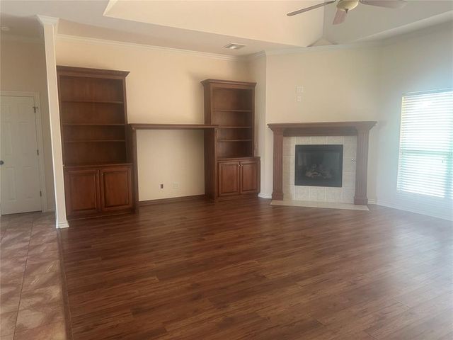 11824 Bellhurst Avenue, Oklahoma City, OK 73162