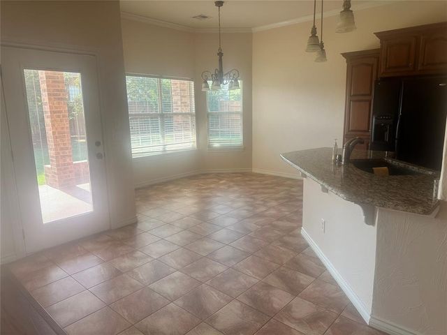 11824 Bellhurst Avenue, Oklahoma City, OK 73162