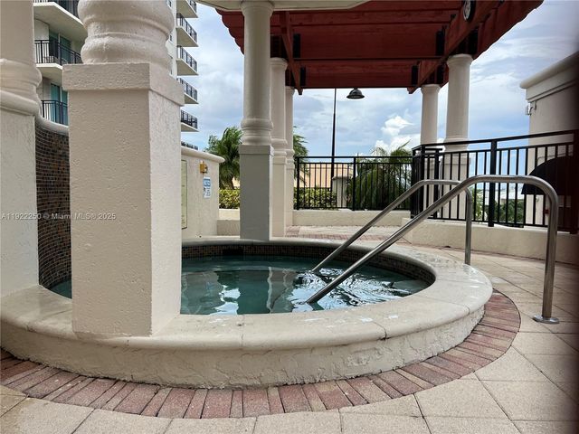 610 W Las Olas Blvd 914N, Fort Lauderdale, FL 33312