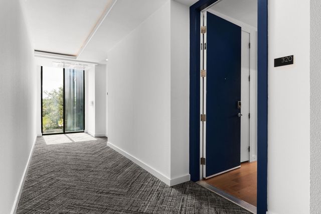 900 S 1st ST 320, Austin, TX 78704