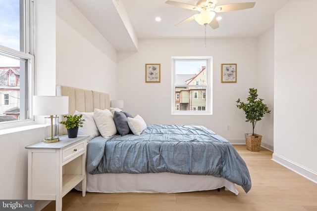 240 W EARLHAM TER, Philadelphia, PA 19144