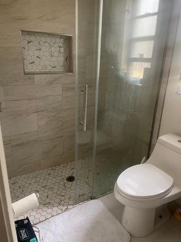 1202 YVONNE STREET, Apopka, FL 32712