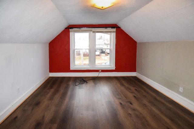 914 W Olive Street, Bloomington, IL 61701