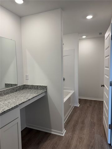 404 A W Cloud Drive, Siloam Springs, AR 72761