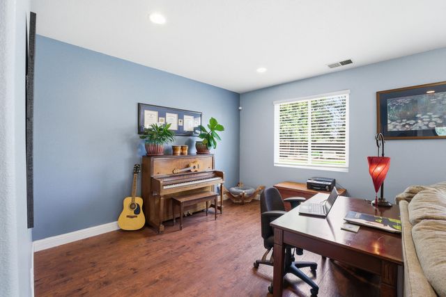 1612 Maduro Street, Tulare, CA 93274