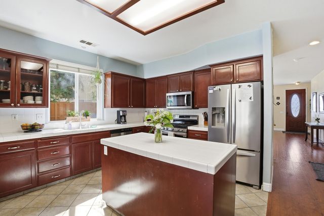 1612 Maduro Street, Tulare, CA 93274