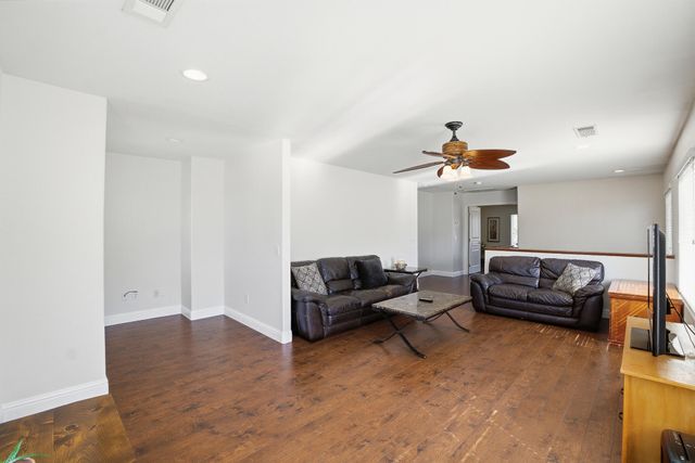 1612 Maduro Street, Tulare, CA 93274