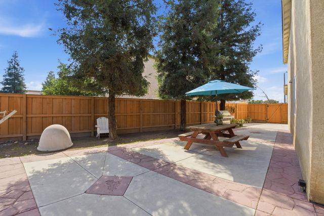 1612 Maduro Street, Tulare, CA 93274