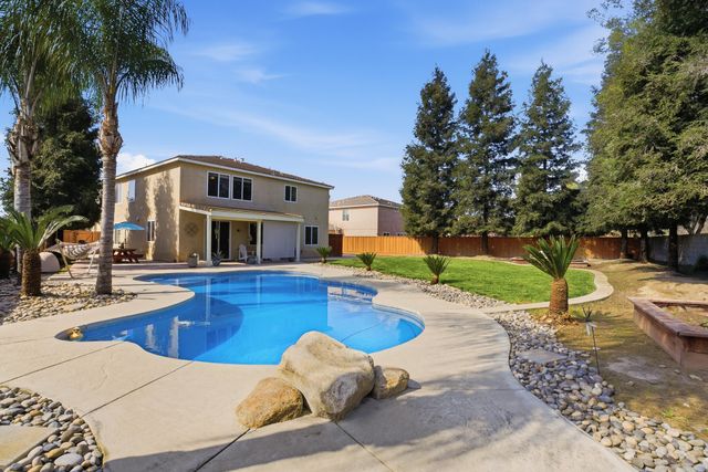 1612 Maduro Street, Tulare, CA 93274